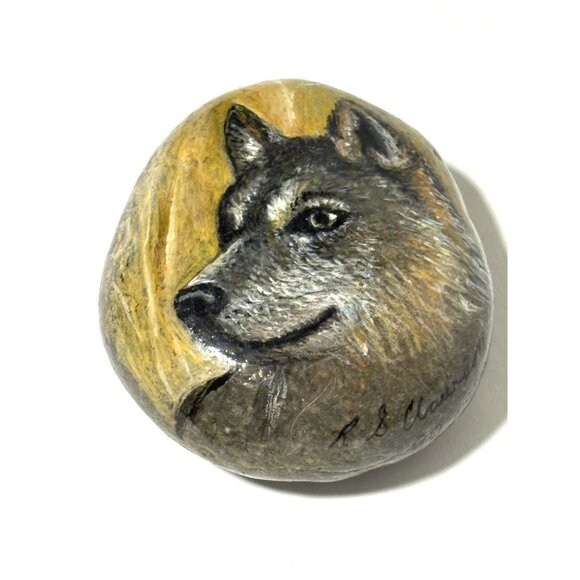 Studio Art Hand Painted Gray Wolf on Rock Artist Signed Dated 3.5” - Picture 1 of 6